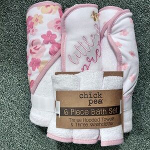 Chickpea baby girl wash cloth and towel set
